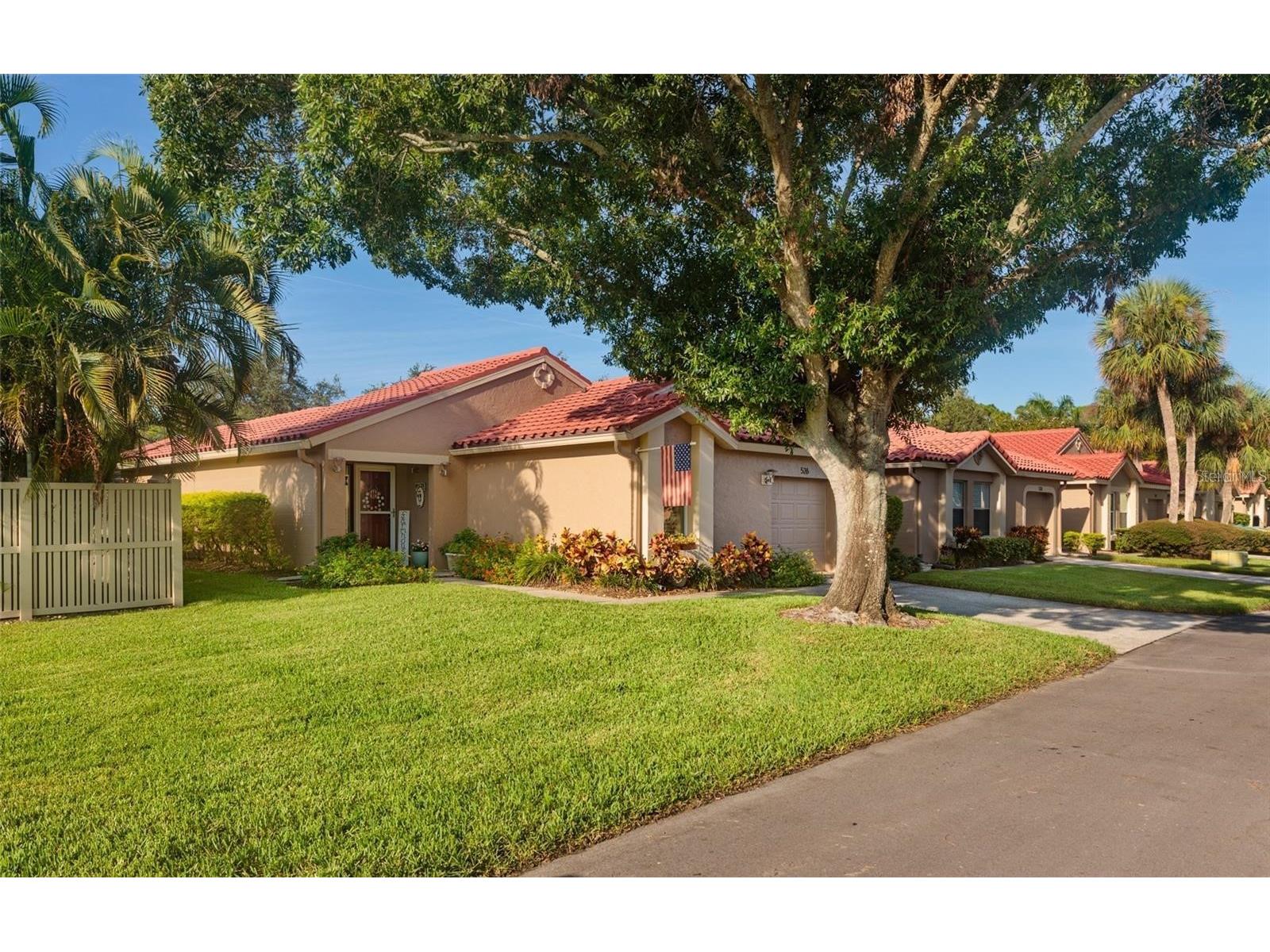 526 St Tropez Circle NE Saint Petersburg FL 33703 TB8486857 image1