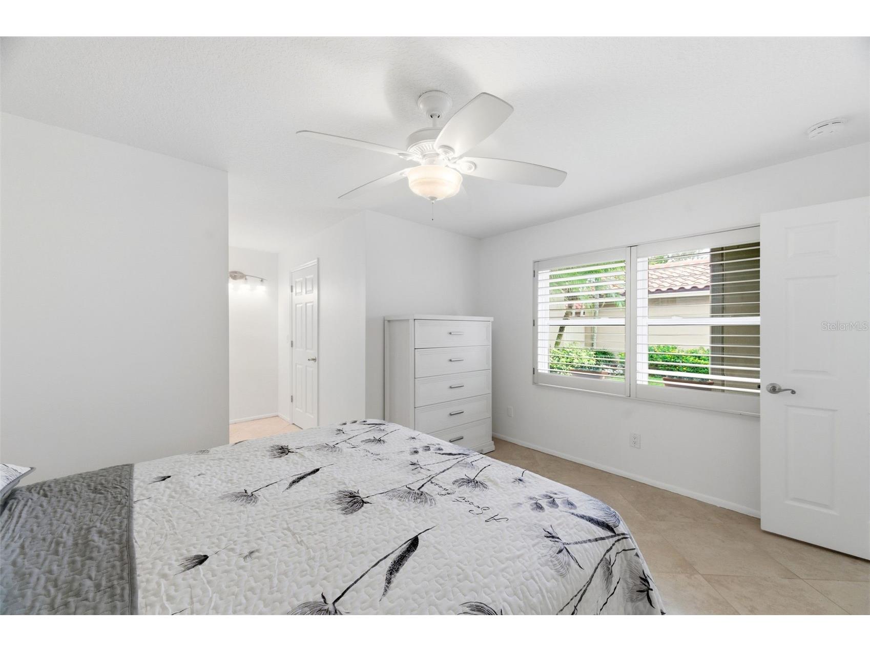 526 St Tropez Circle NE Saint Petersburg FL 33703 TB8486857 image20