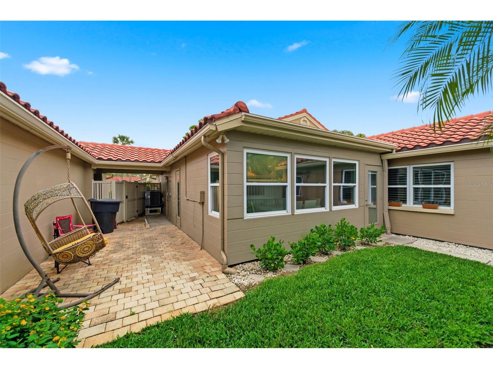 526 St Tropez Circle NE Saint Petersburg FL 33703 TB8486857 image31