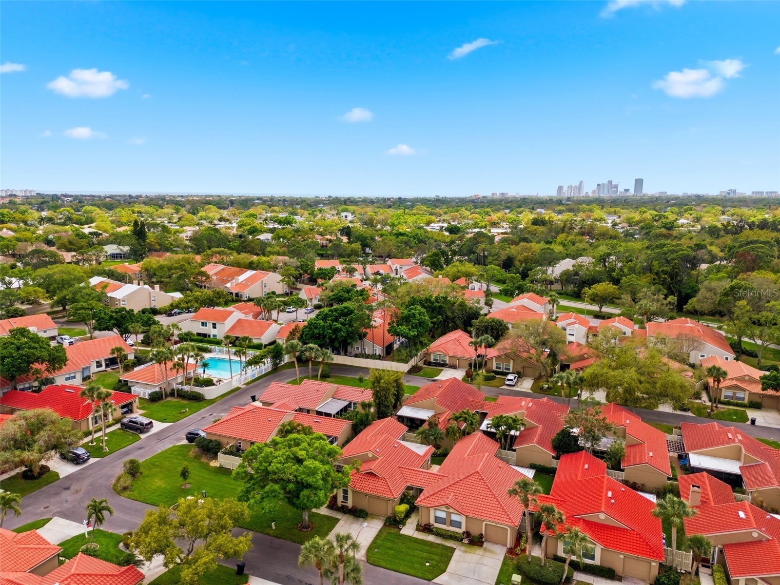 526 St Tropez Circle NE Saint Petersburg FL 33703 TB8486857 image36