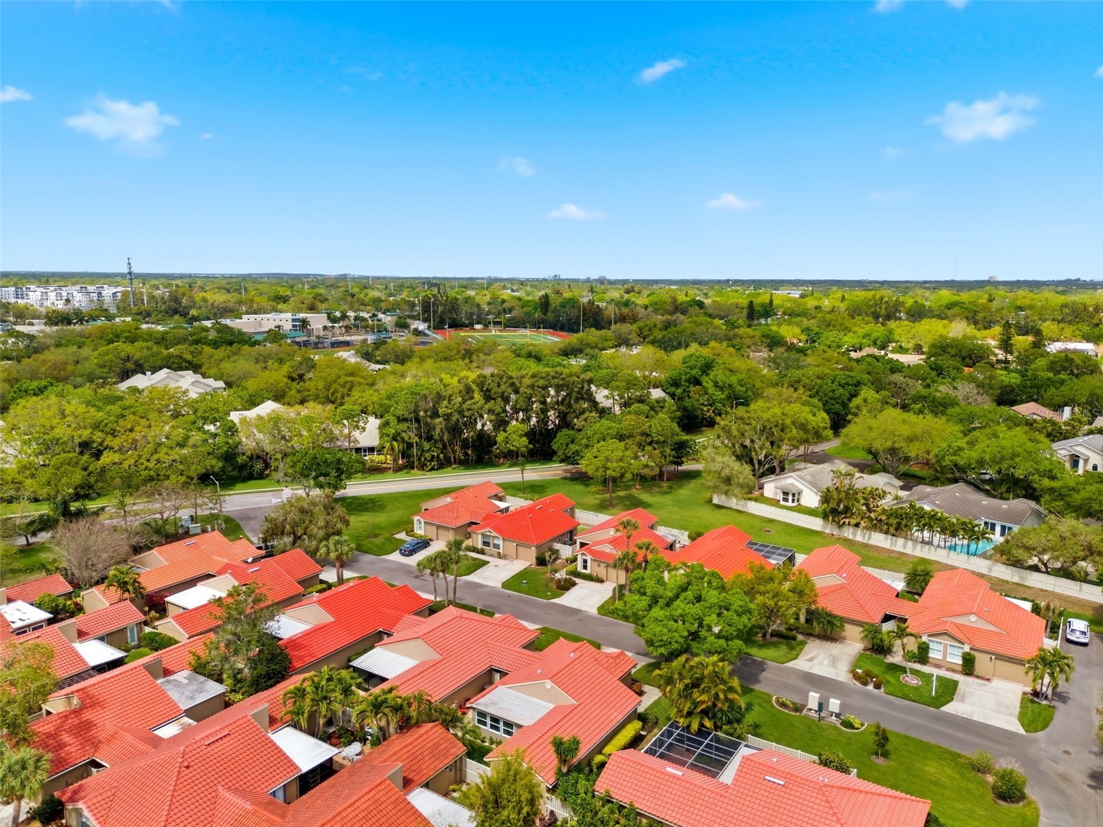 526 St Tropez Circle NE Saint Petersburg FL 33703 TB8486857 image38