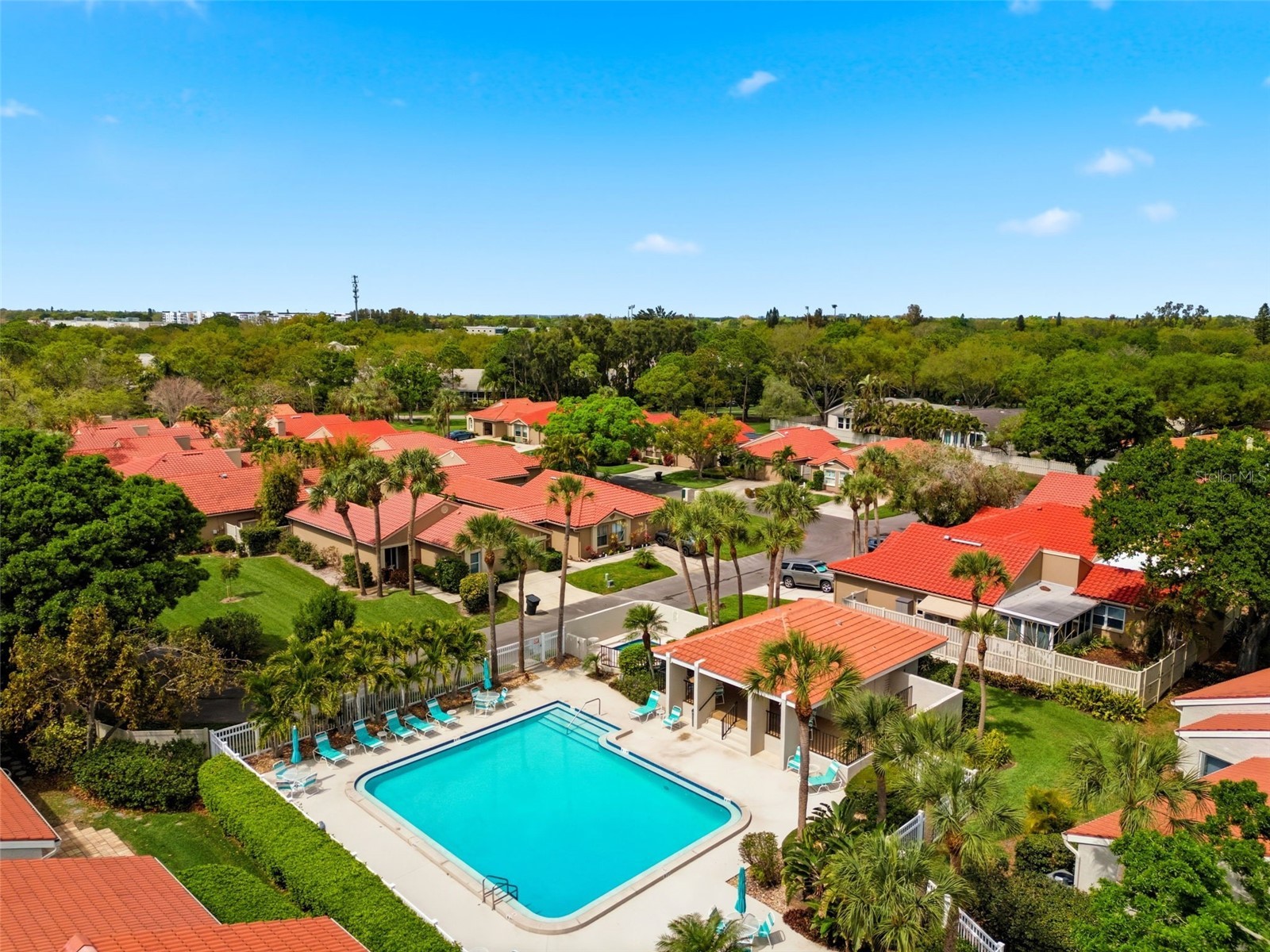 526 St Tropez Circle NE Saint Petersburg FL 33703 TB8486857 image40