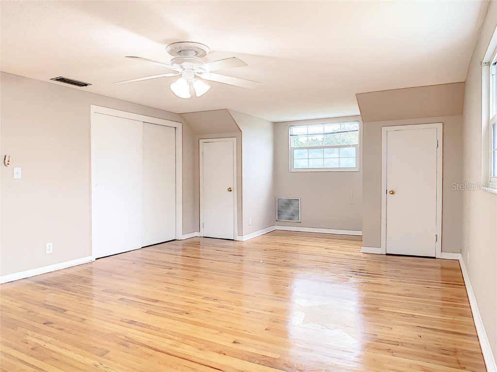 5260 42nd Street S Saint Petersburg FL 33711 L4948951 image5