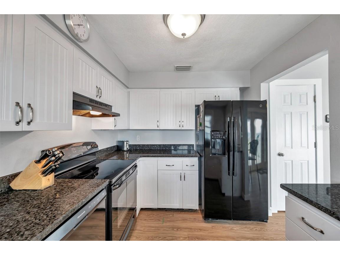 5260 Coquina Key Drive SE #C Saint Petersburg FL 33705 - TAMPA BAY TB8386348 image19