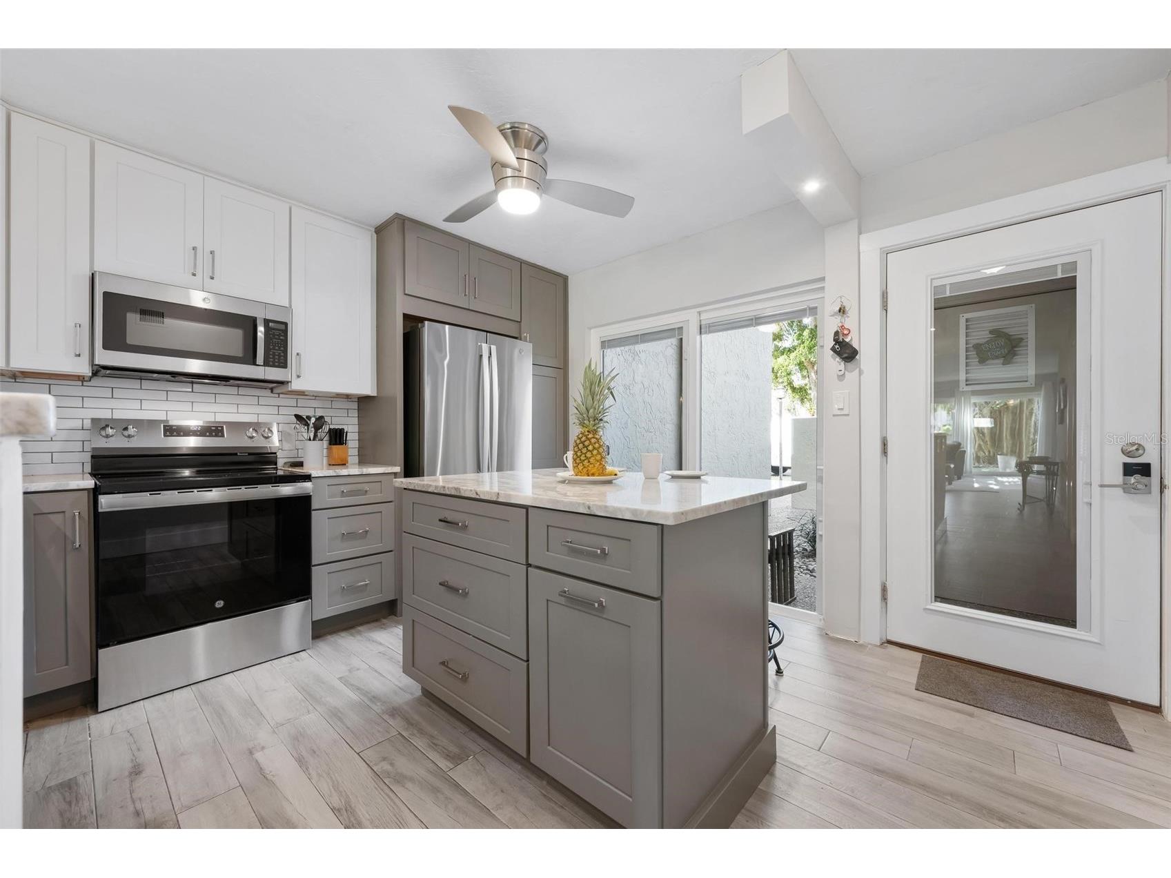 5260 Gulf Of Mexico Drive #403 Longboat Key FL 34228 - INTERCOASTAL WATERWAY A4677090 image5