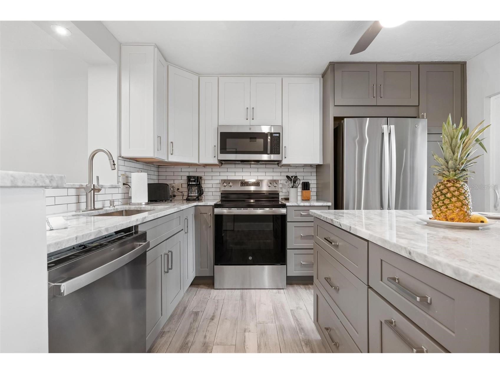 5260 Gulf Of Mexico Drive #403 Longboat Key FL 34228 - INTERCOASTAL WATERWAY A4677090 image6