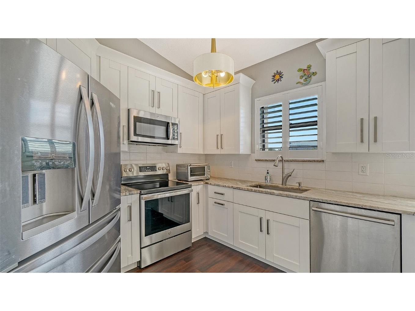 5260 Heron Way #202 Sarasota FL 34231 A4673815 image17