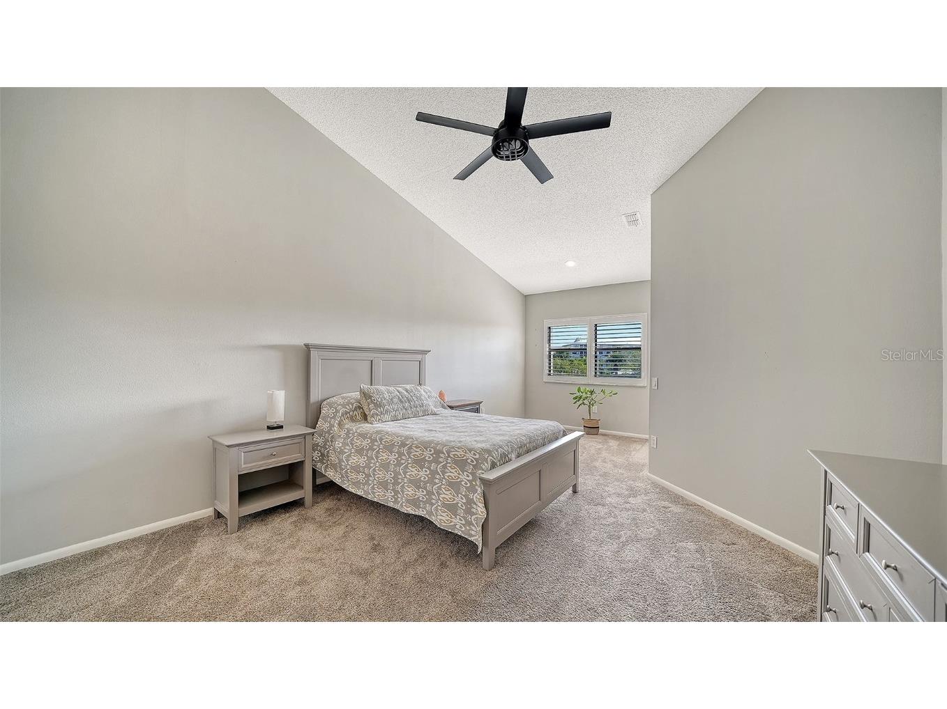 5260 Heron Way #202 Sarasota FL 34231 A4673815 image20