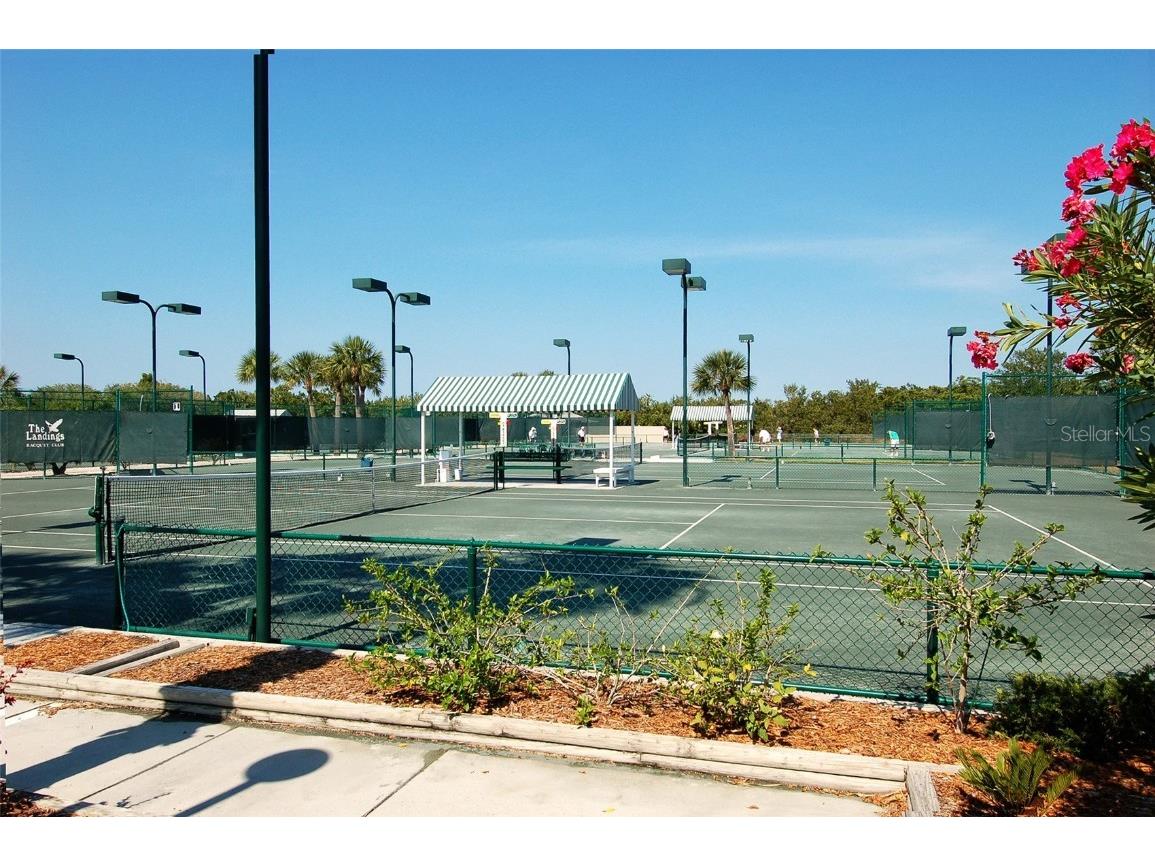 5260 Heron Way #202 Sarasota FL 34231 A4673815 image38