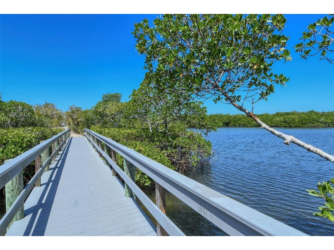 5260 Heron Way #202 Sarasota FL 34231 A4673815 image43