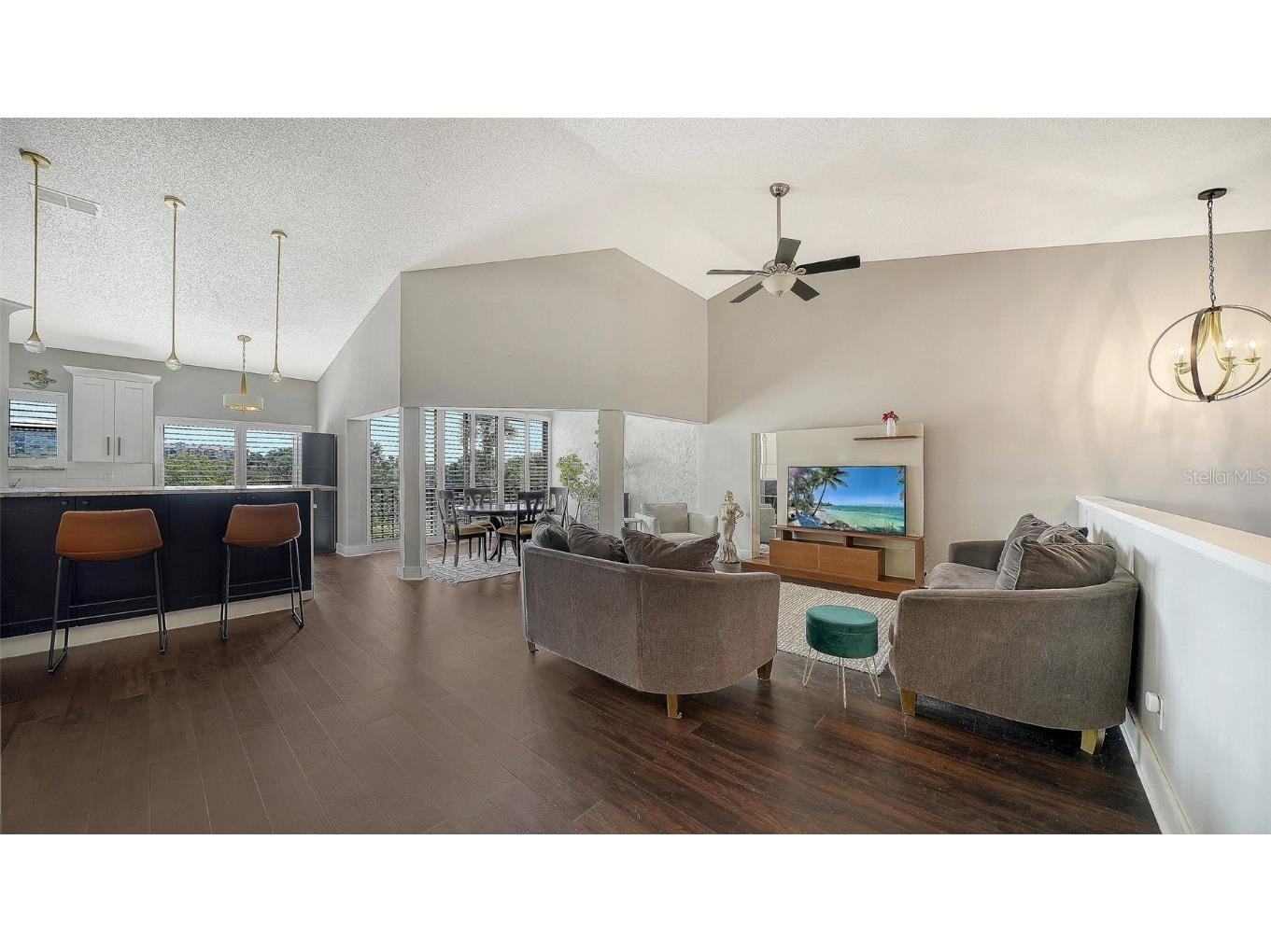 5260 Heron Way #202 Sarasota FL 34231 A4673815 image6