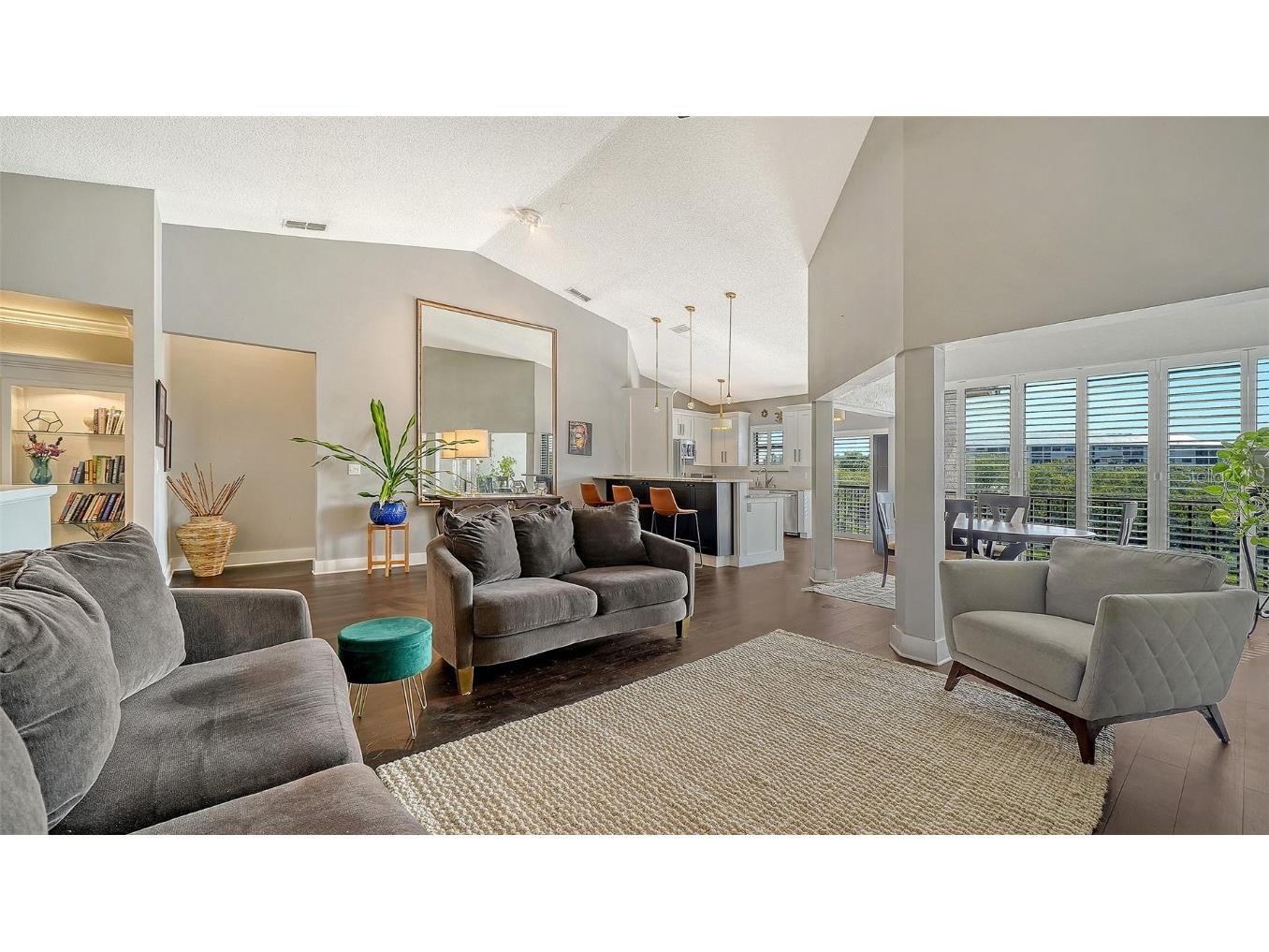 5260 Heron Way #202 Sarasota FL 34231 A4673815 image8