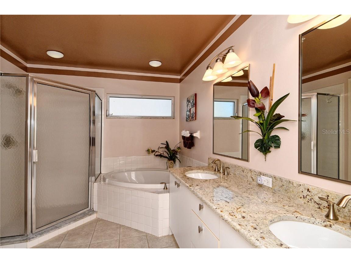 5260 Hyland Hills Avenue #1616 Sarasota FL 34241 A4667450 image30