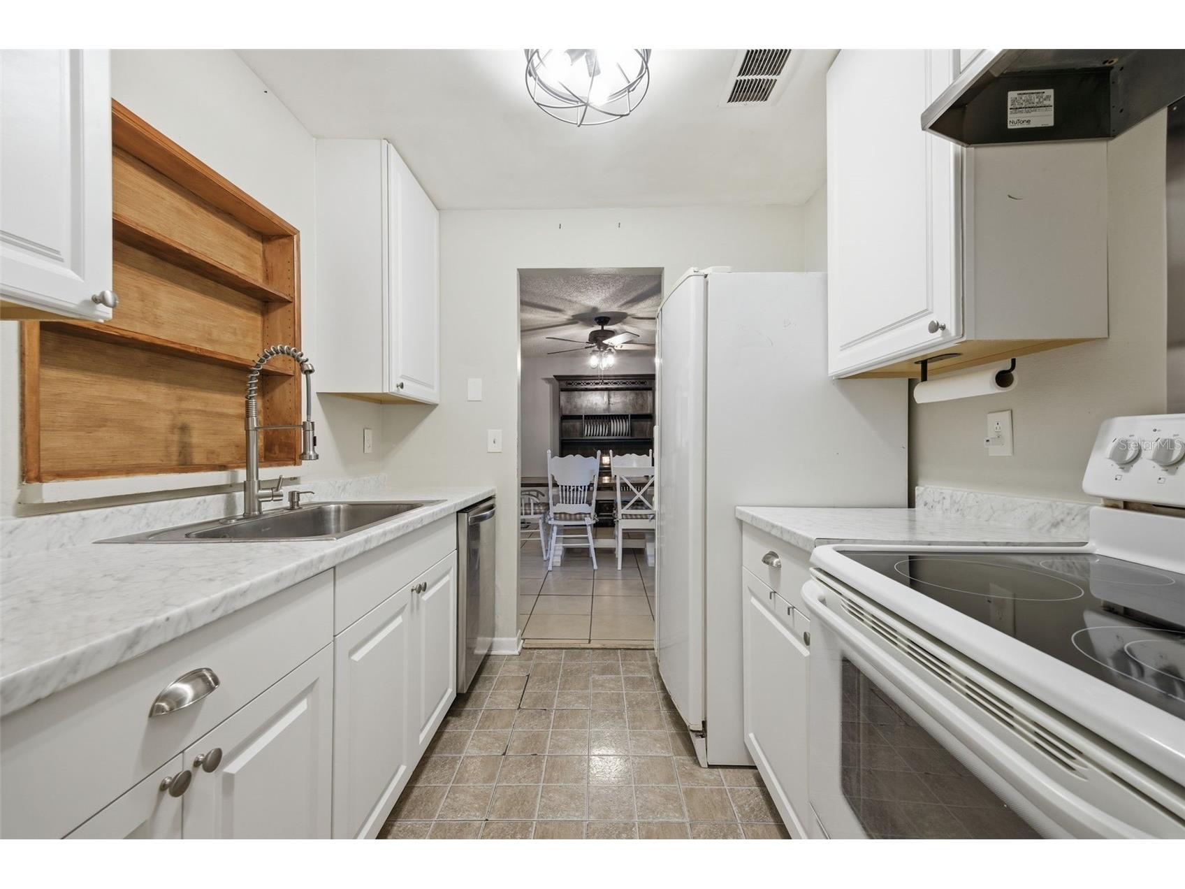 5260 Springwood Road Spring Hill FL 34609 TB8503586 image8