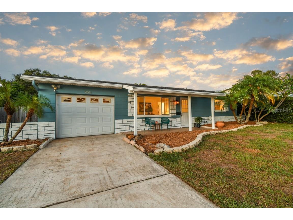 5261 27th Avenue N Saint Petersburg FL 33710 U8217956 image1