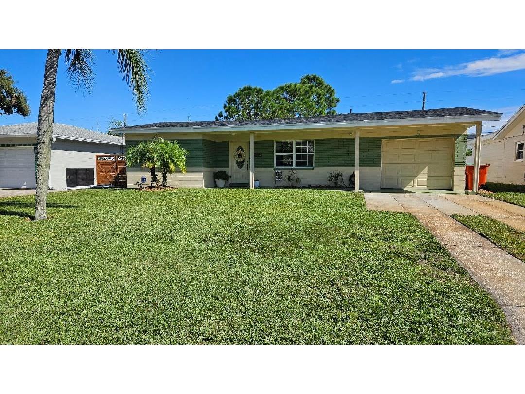 5261 97th Way N Saint Petersburg FL 33708 TB8439689 image1