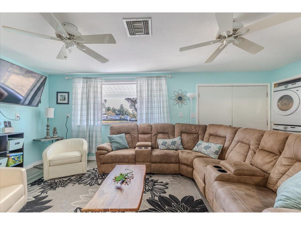 5261 Circle Drive Weeki Wachee FL 34607 - WEEKI WACHEE RIVER & GULF W7881651 image16