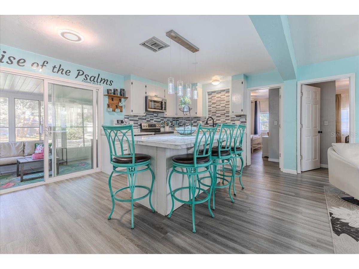 5261 Circle Drive Weeki Wachee FL 34607 - WEEKI WACHEE RIVER & GULF W7881651 image22