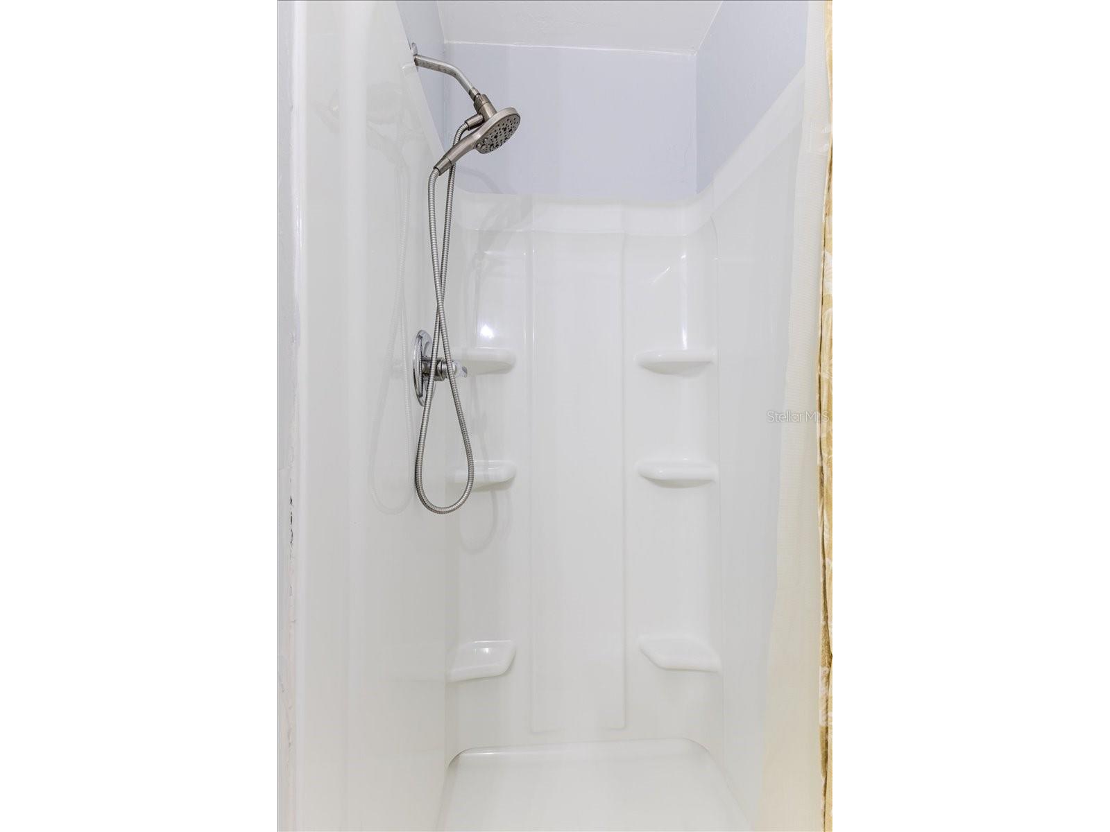 5261 Circle Drive Weeki Wachee FL 34607 - WEEKI WACHEE RIVER & GULF W7881651 image29