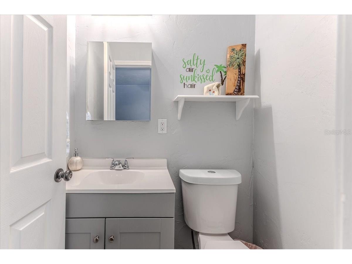 5261 Circle Drive Weeki Wachee FL 34607 - WEEKI WACHEE RIVER & GULF W7881651 image35