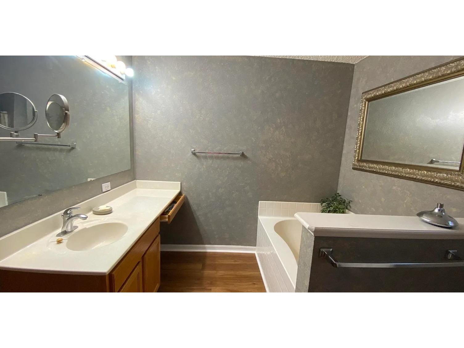 5261 Woodridge Lane Spring Hill FL 34609 TB8443943 image10