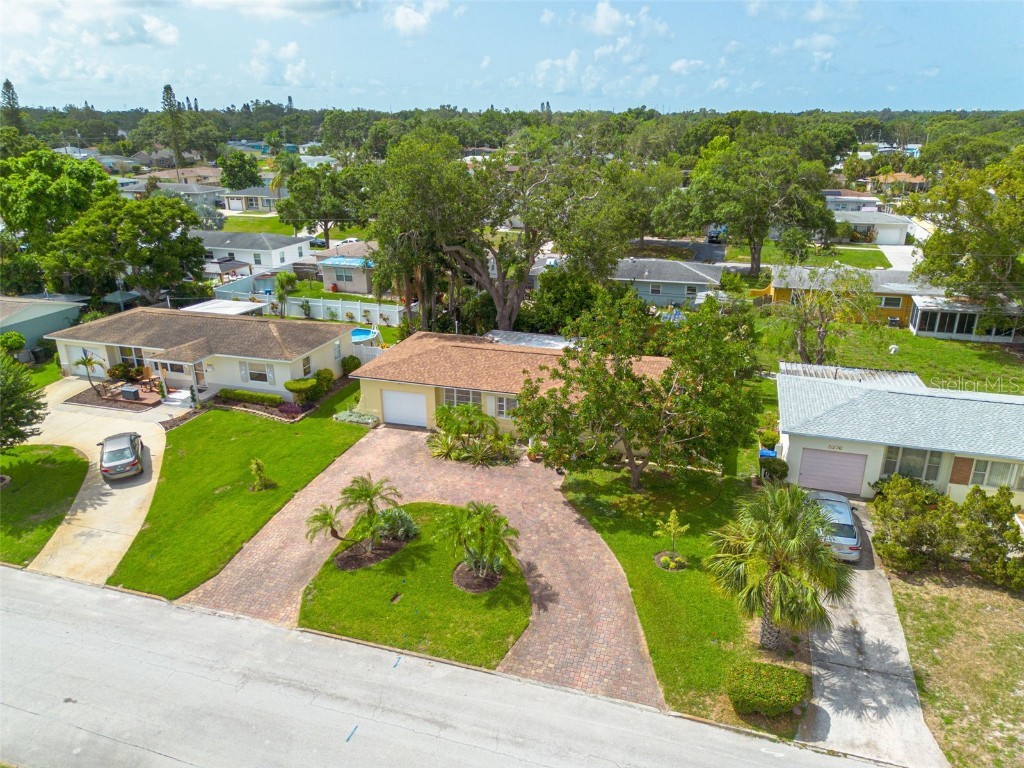 5262 25th Avenue N Saint Petersburg FL 33710 TB8395588 image1