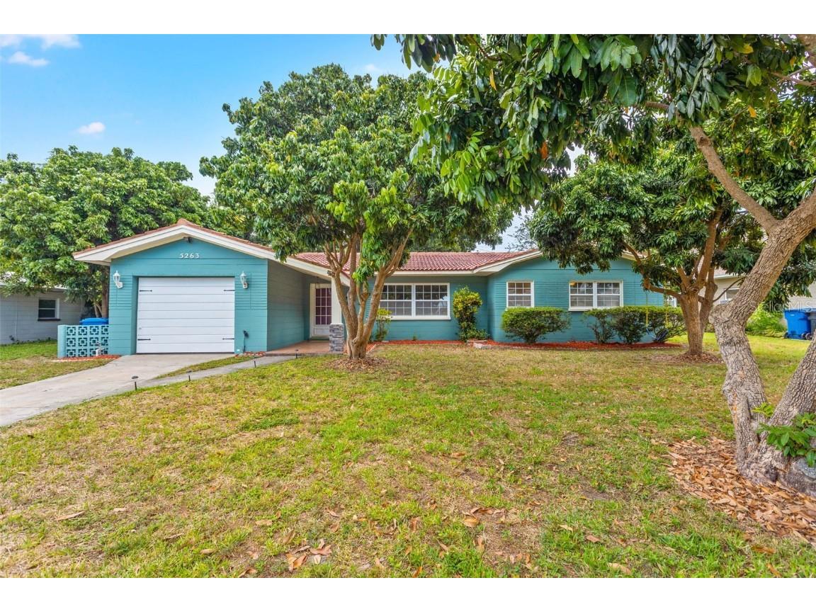 5263 32nd Terrace N Saint Petersburg FL 33710 U8201215 image1