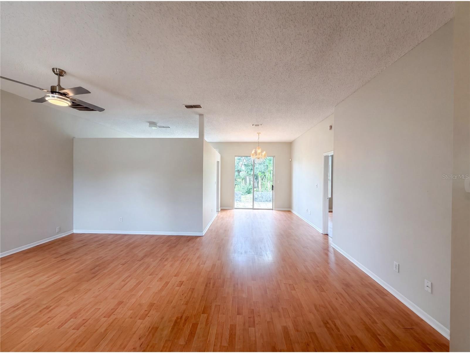 5263 Clarion Oaks Drive Orlando FL 32808 O6410930 image3