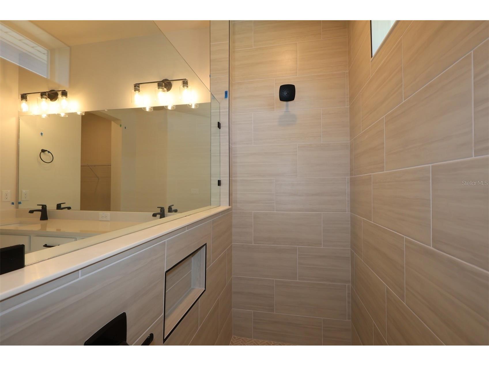 5263 Everlong Drive Apollo Beach FL 33572 TB8467020 image12