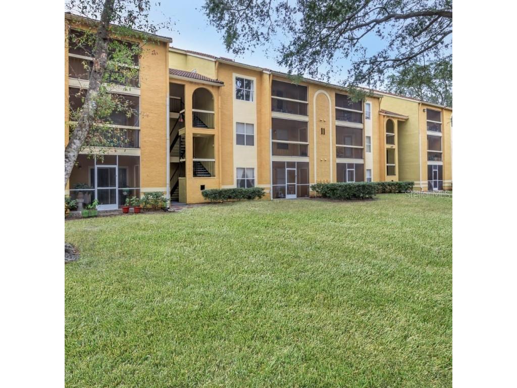 5263 Images Circle #205 Kissimmee FL 34746 J978943 image1