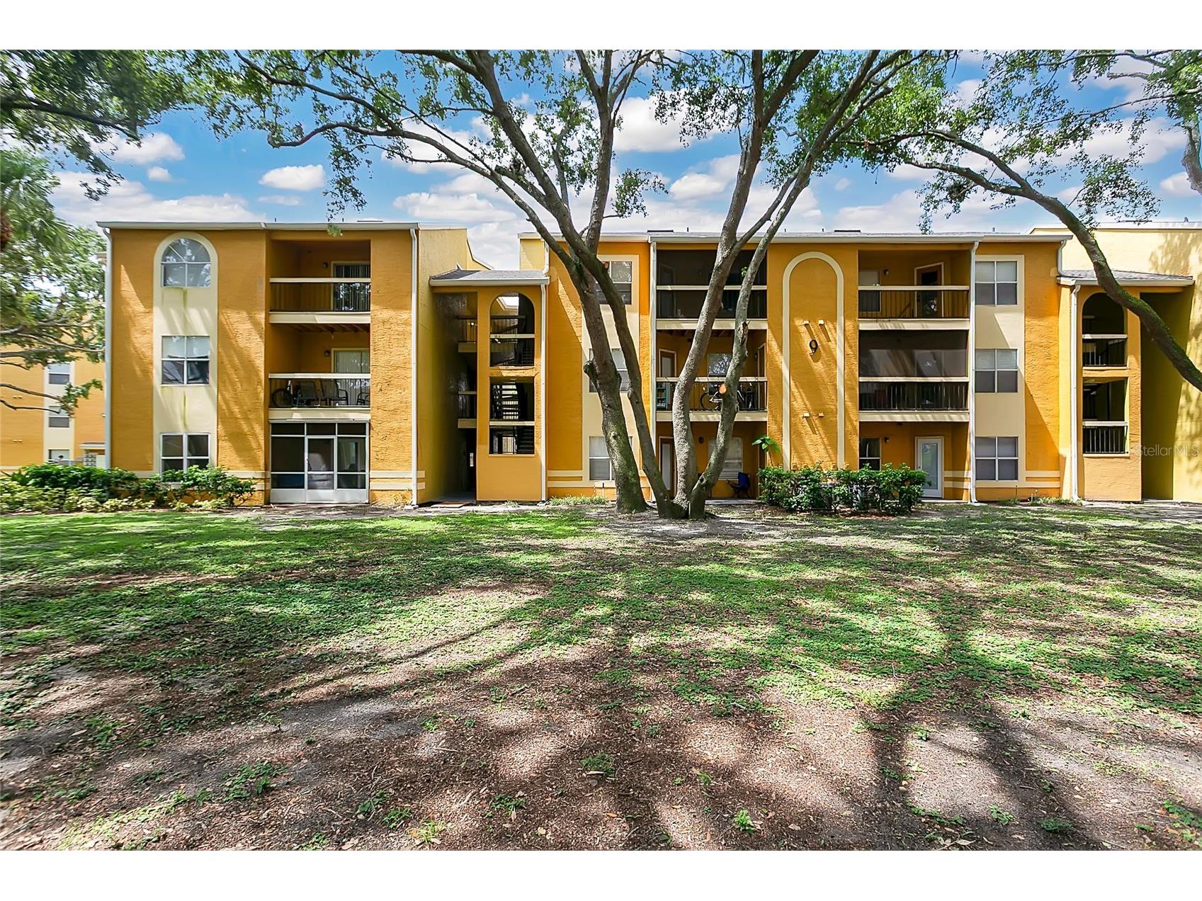 5263 Images Circle #306 Kissimmee FL 34746 O6415620 image1