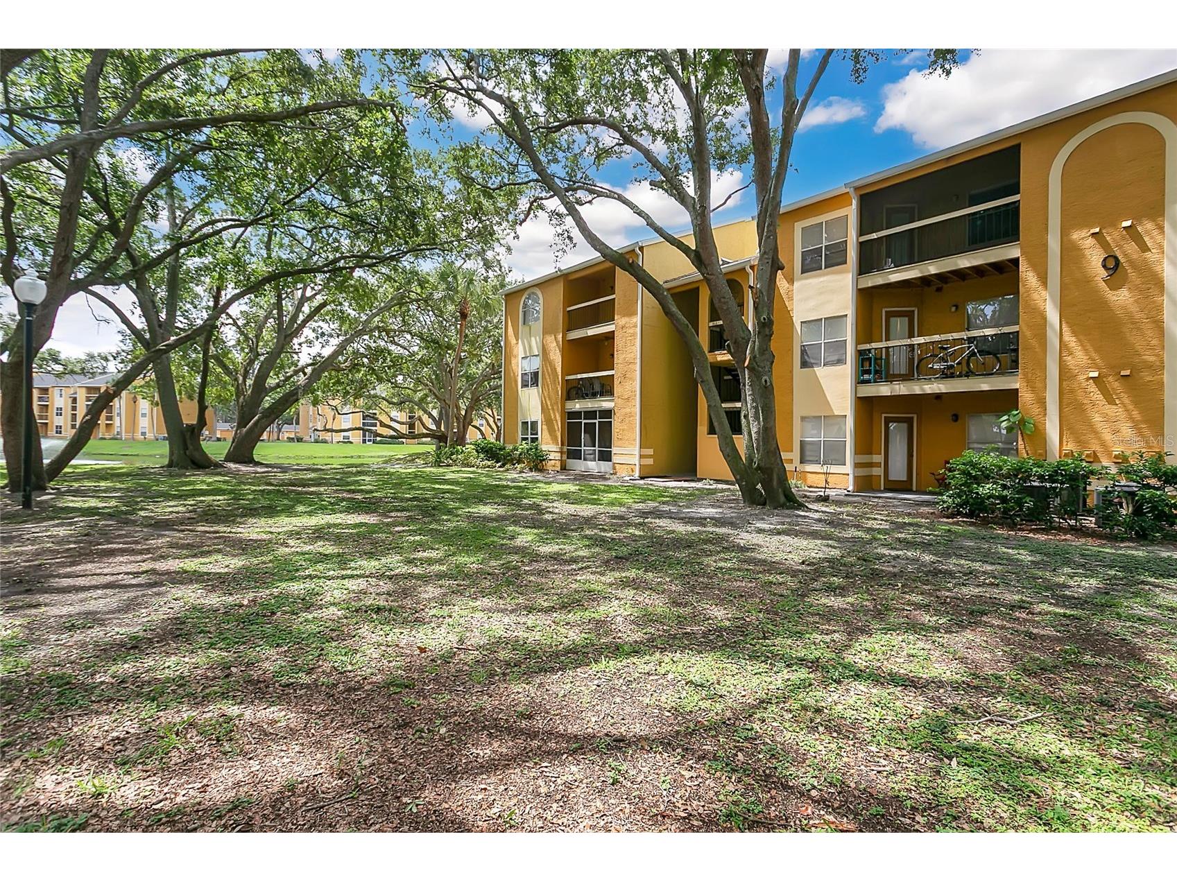 5263 Images Circle #306 Kissimmee FL 34746 O6415620 image2