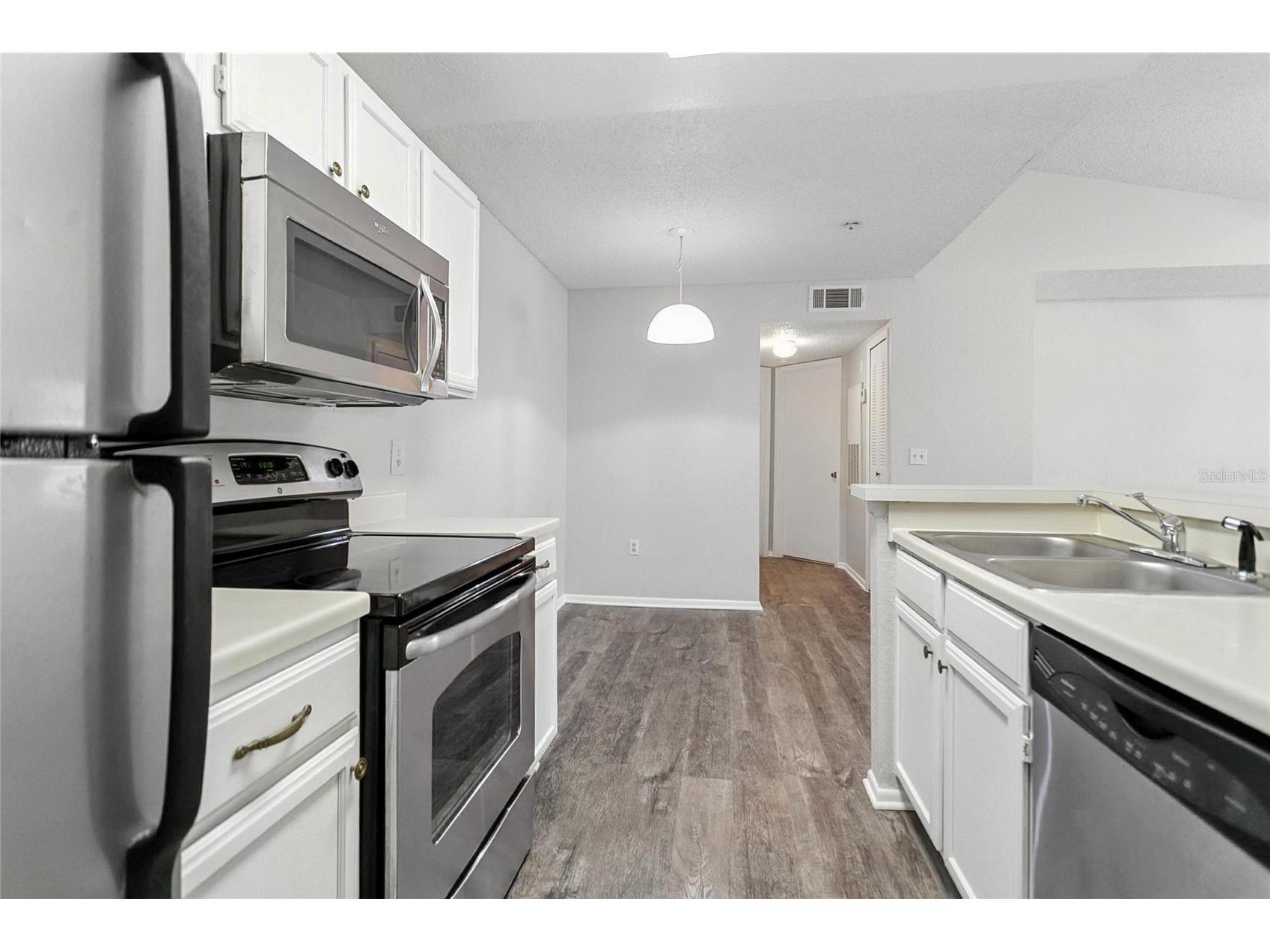 5263 Images Circle #306 Kissimmee FL 34746 O6415620 image7