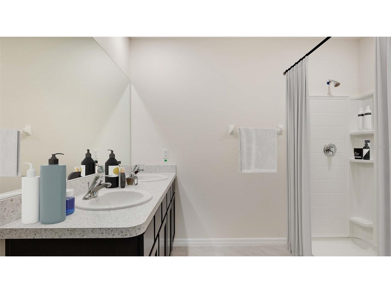 5263 SW 51st Road Gainesville FL 32608 OM692085 image9