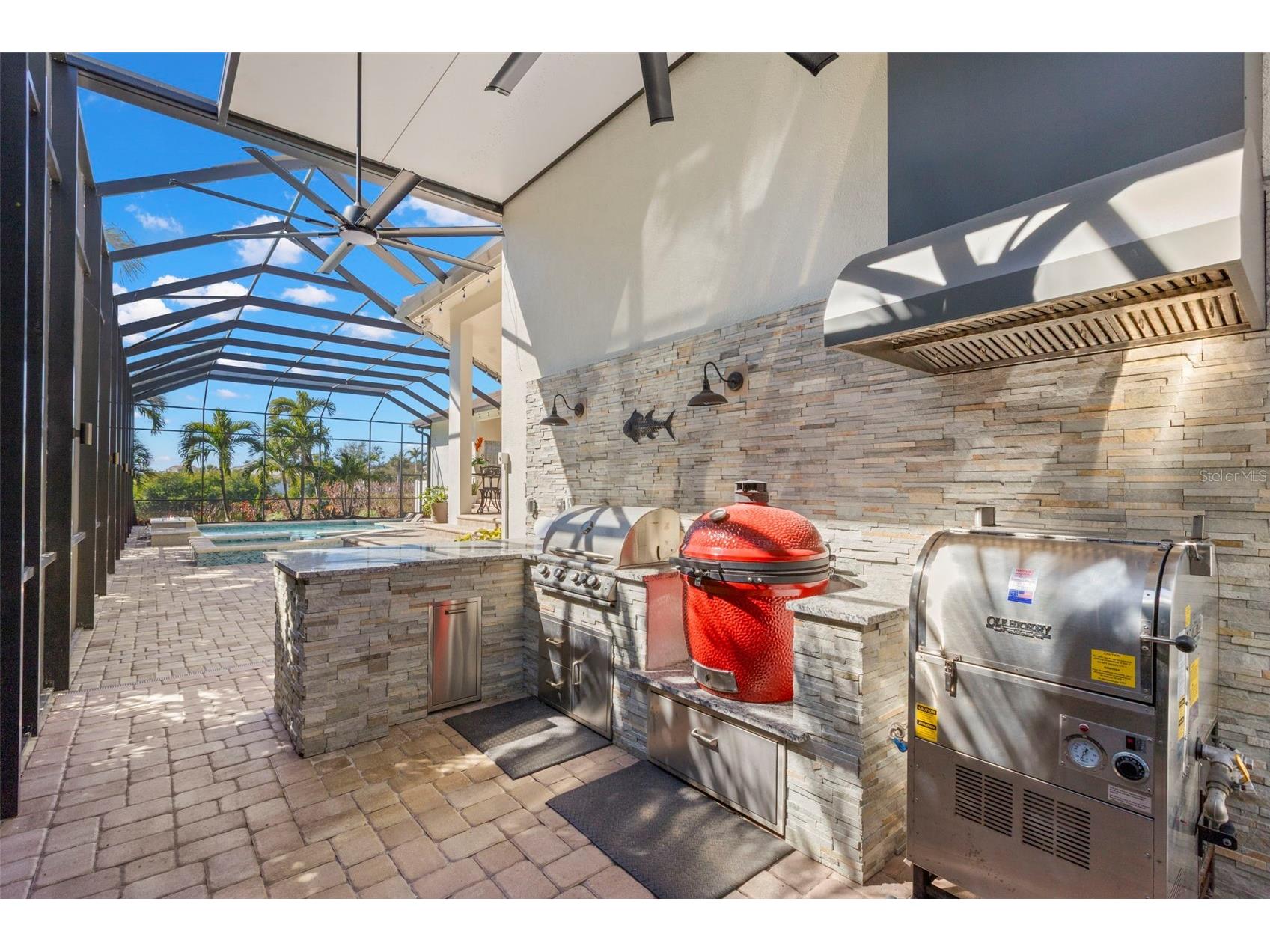 5264 61st Avenue S Saint Petersburg FL 33715 TB8477321 image37