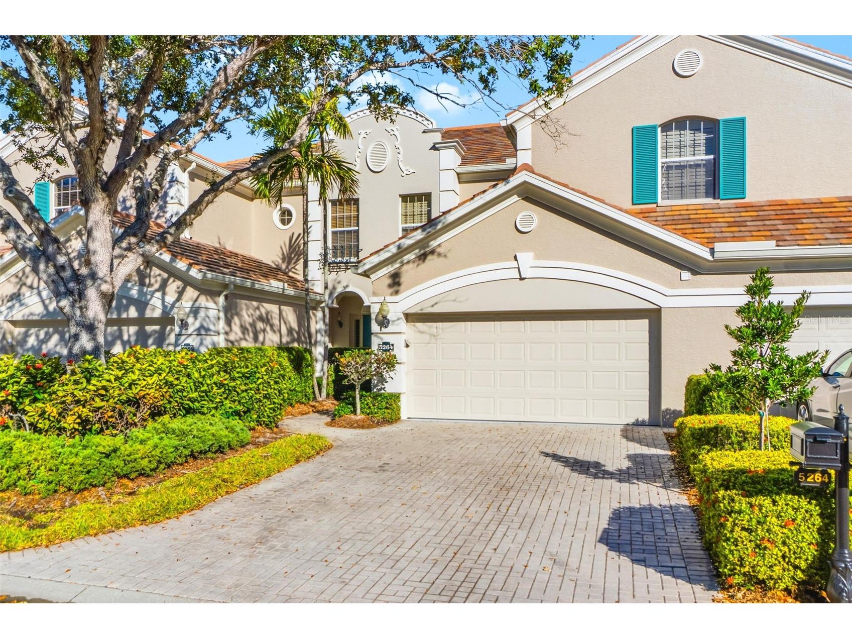 5264 Bouchard Circle #102 Sarasota FL 34238 A4680309 image1