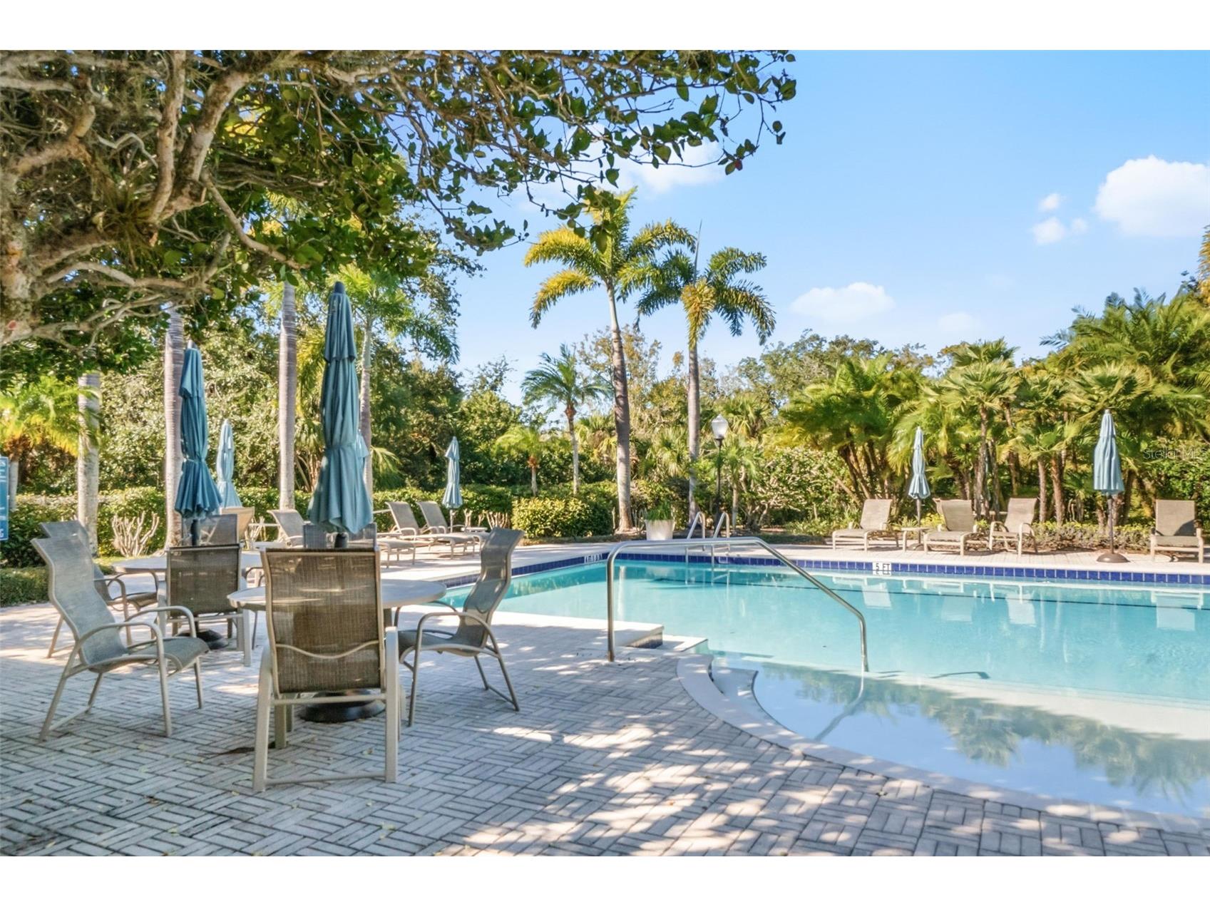 5264 Bouchard Circle #102 Sarasota FL 34238 A4680309 image37