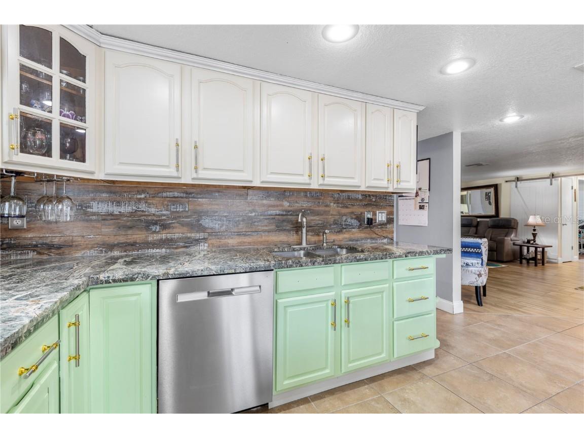 5264 Idlewild Street New Port Richey FL 34653 TB8425467 image11