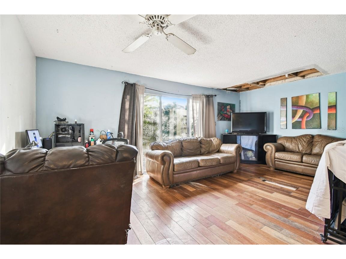 5264 Tennis Court Circle #5 Tampa FL 33617 TB8436609 image11