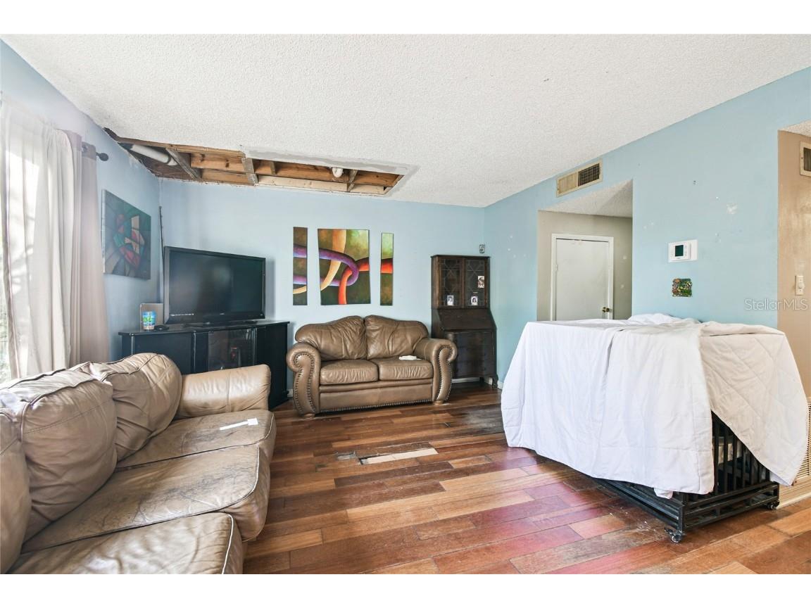 5264 Tennis Court Circle #5 Tampa FL 33617 TB8436609 image12