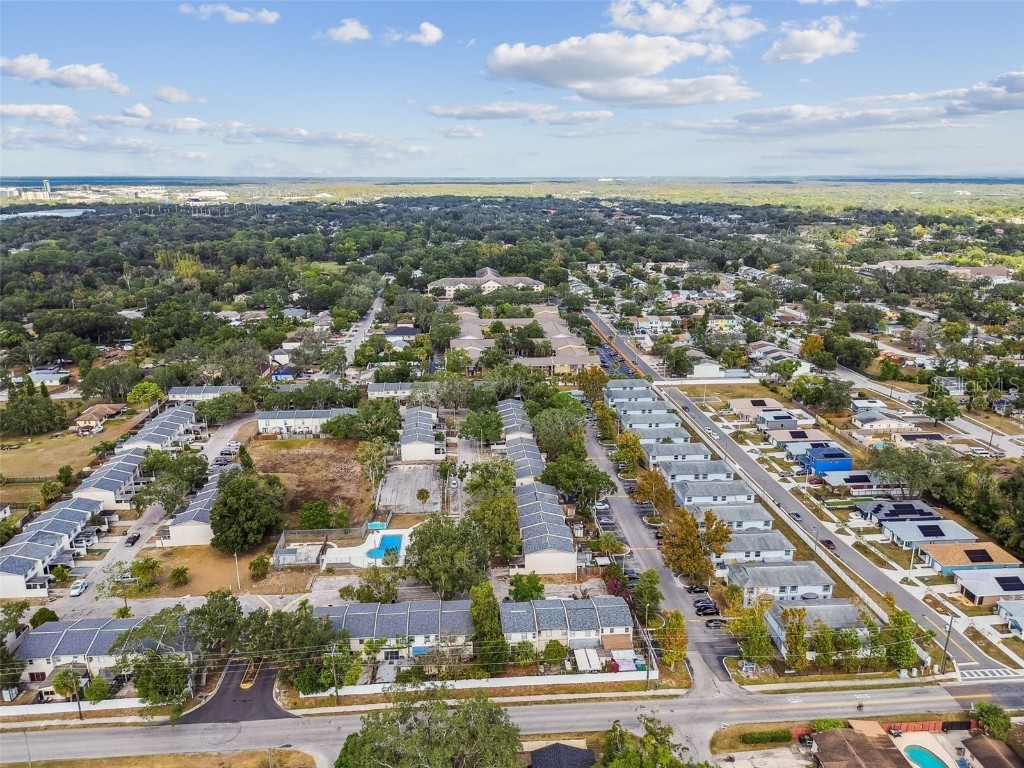 5264 Tennis Court Circle #5 Tampa FL 33617 TB8436609 image27