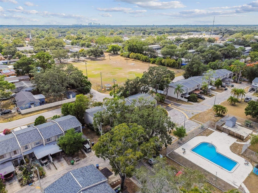 5264 Tennis Court Circle #5 Tampa FL 33617 TB8436609 image28