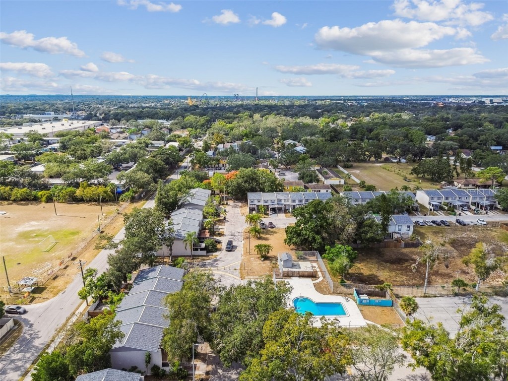 5264 Tennis Court Circle #5 Tampa FL 33617 TB8436609 image30