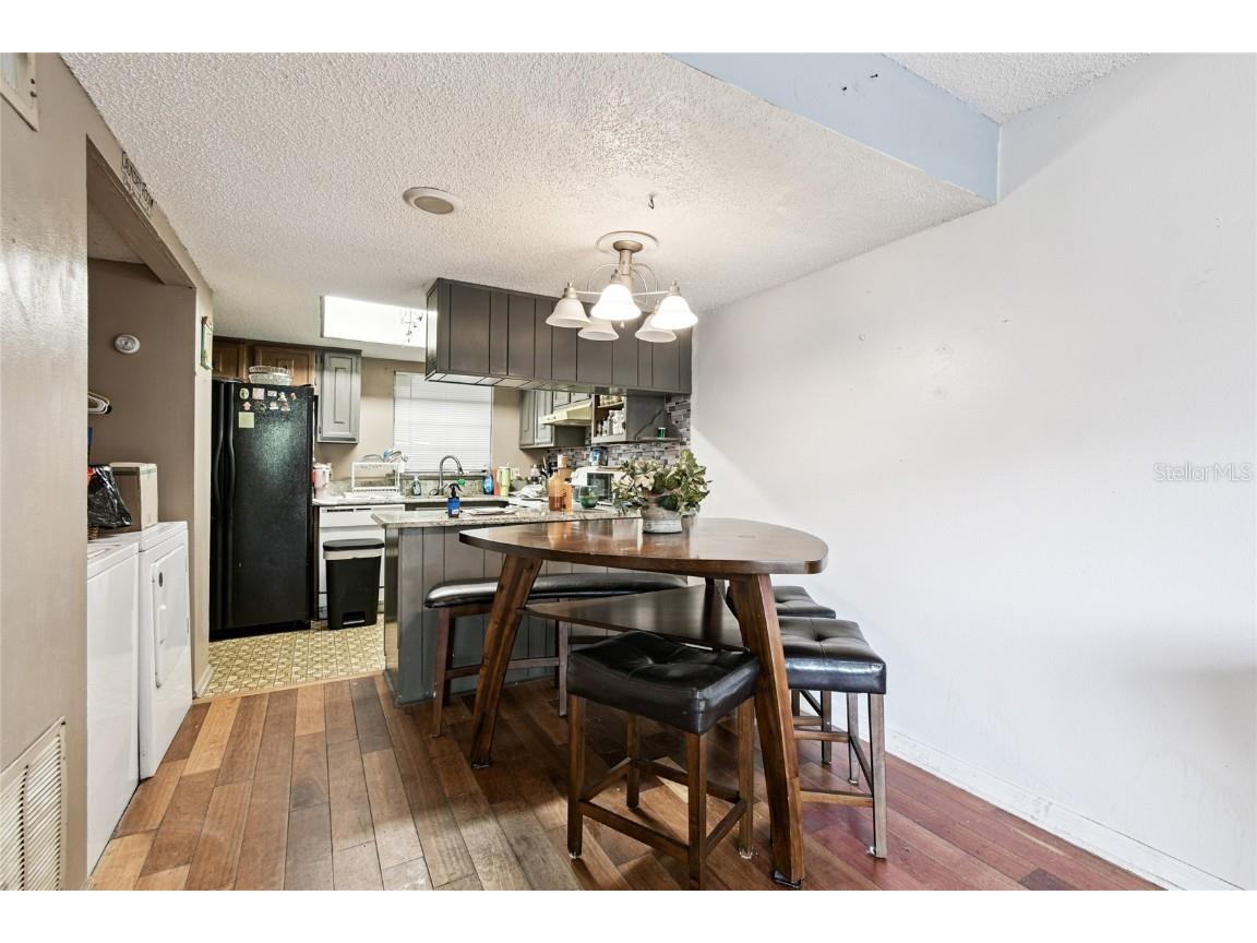 5264 Tennis Court Circle #5 Tampa FL 33617 TB8436609 image9