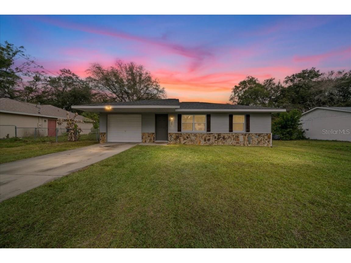 5265 SE 103rd Street Belleview FL 34420 OM715048 image1