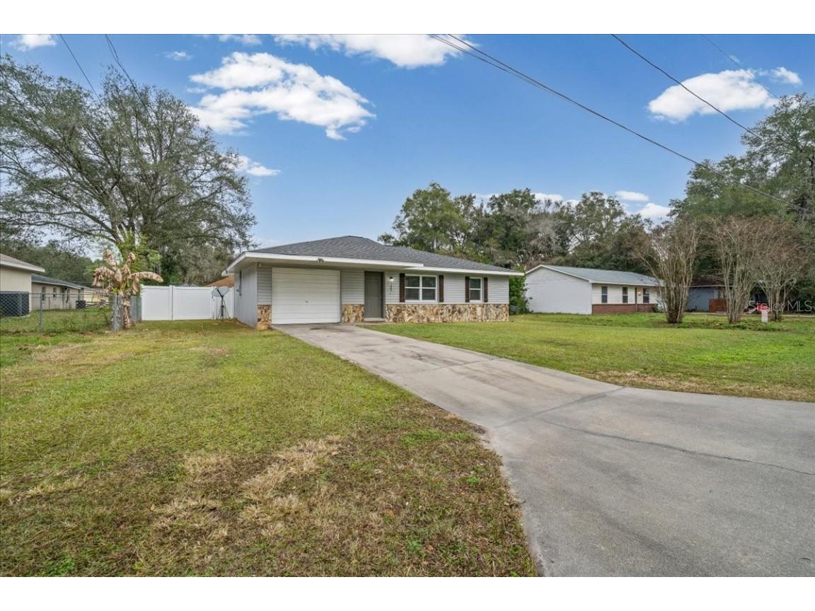 5265 SE 103rd Street Belleview FL 34420 OM715048 image8
