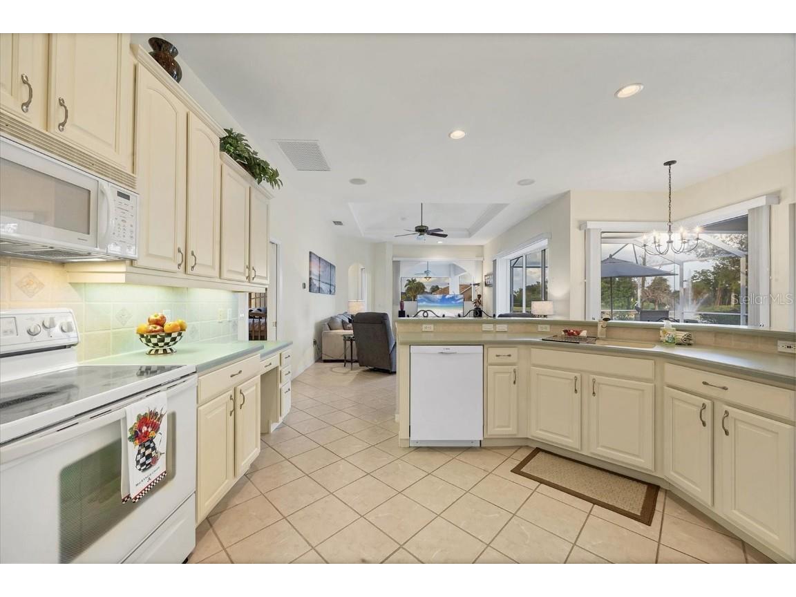 5266 Pine Shadow Lane North Port FL 34287 N6141766 image18