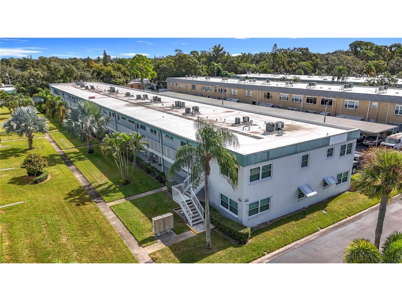 5267 81st St N #26 Saint Petersburg FL 33709 TB8444938 image2