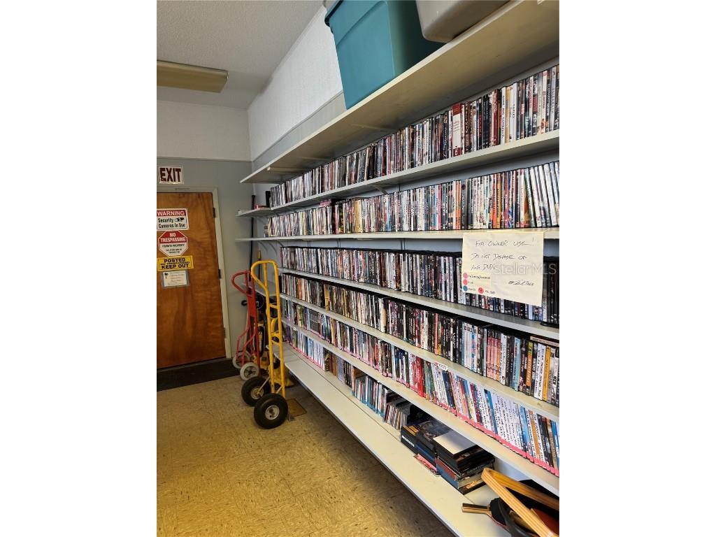 5267 81st St N #26 Saint Petersburg FL 33709 TB8444938 image50