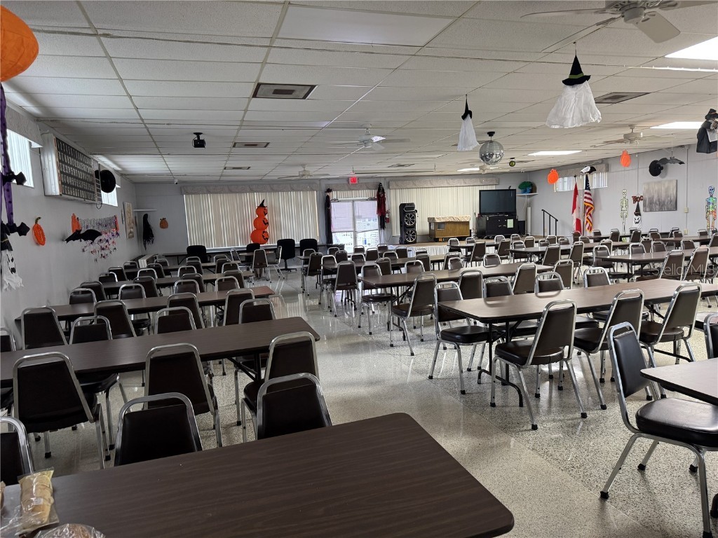 5267 81st St N #26 Saint Petersburg FL 33709 TB8444938 image53